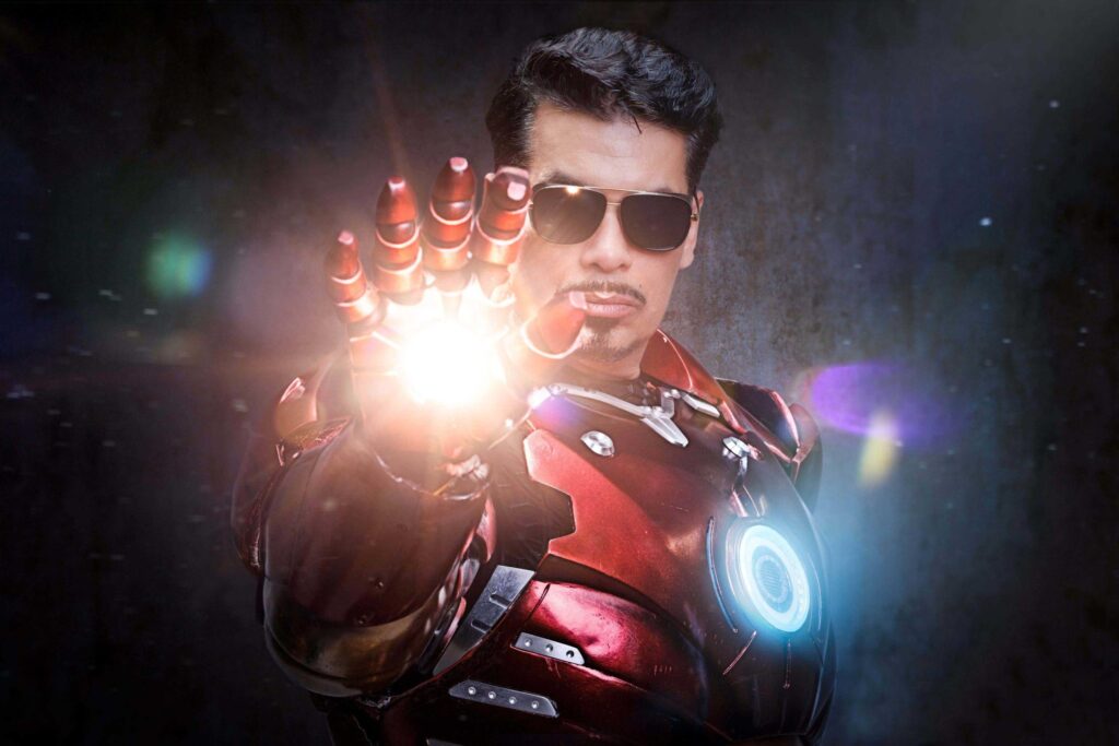 Iron Man alias Miloud Rabah zeigt einen selbstgebauten Iron Man Anzug der Extraklasse